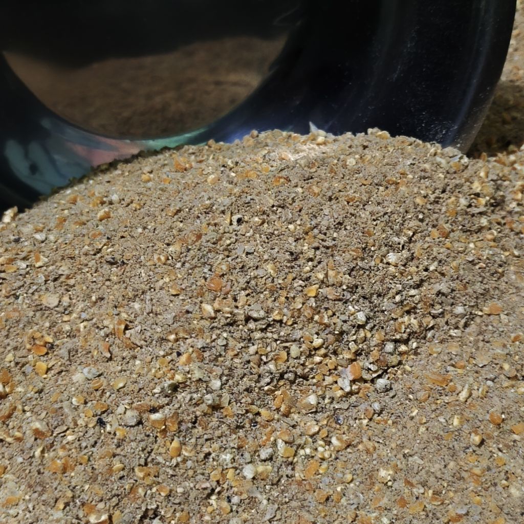 Pakan komplit ayam petelur, new hope L-83 petelur masa produksi, (repack 1 kg)