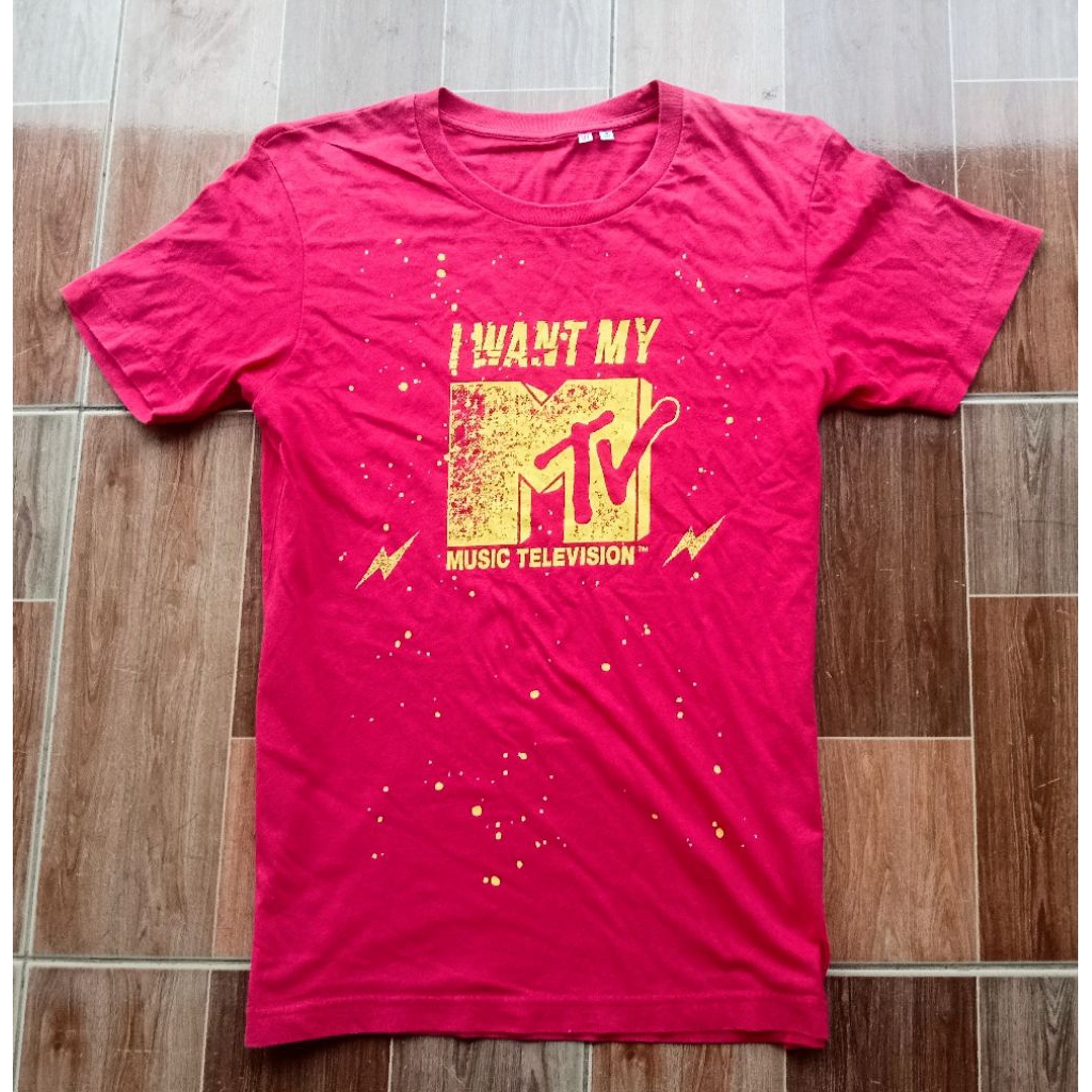 Kaos MTV by Uniqlo