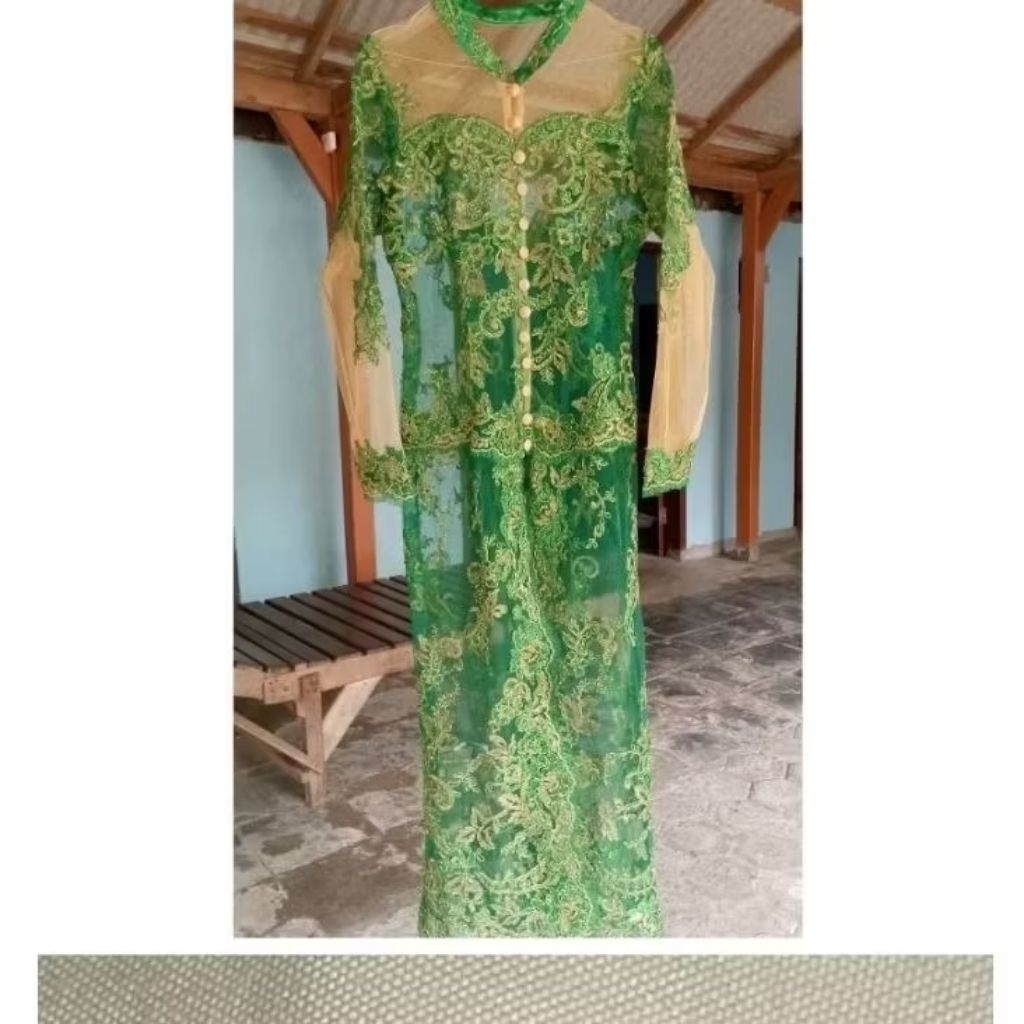 Kebaya dan Setelan Kebaya Preloved