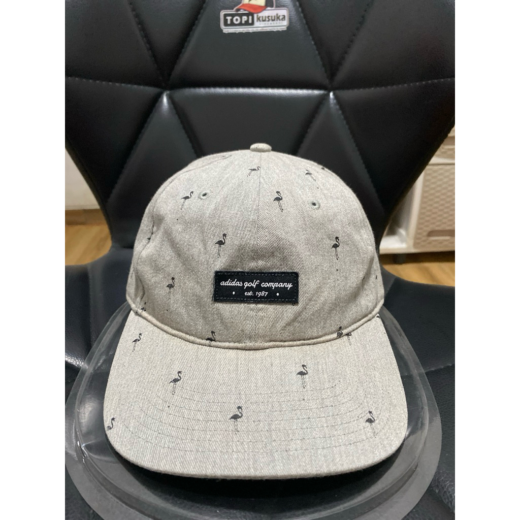 Topi Adidas Golf Warna Abu Model Setelan (Rare)