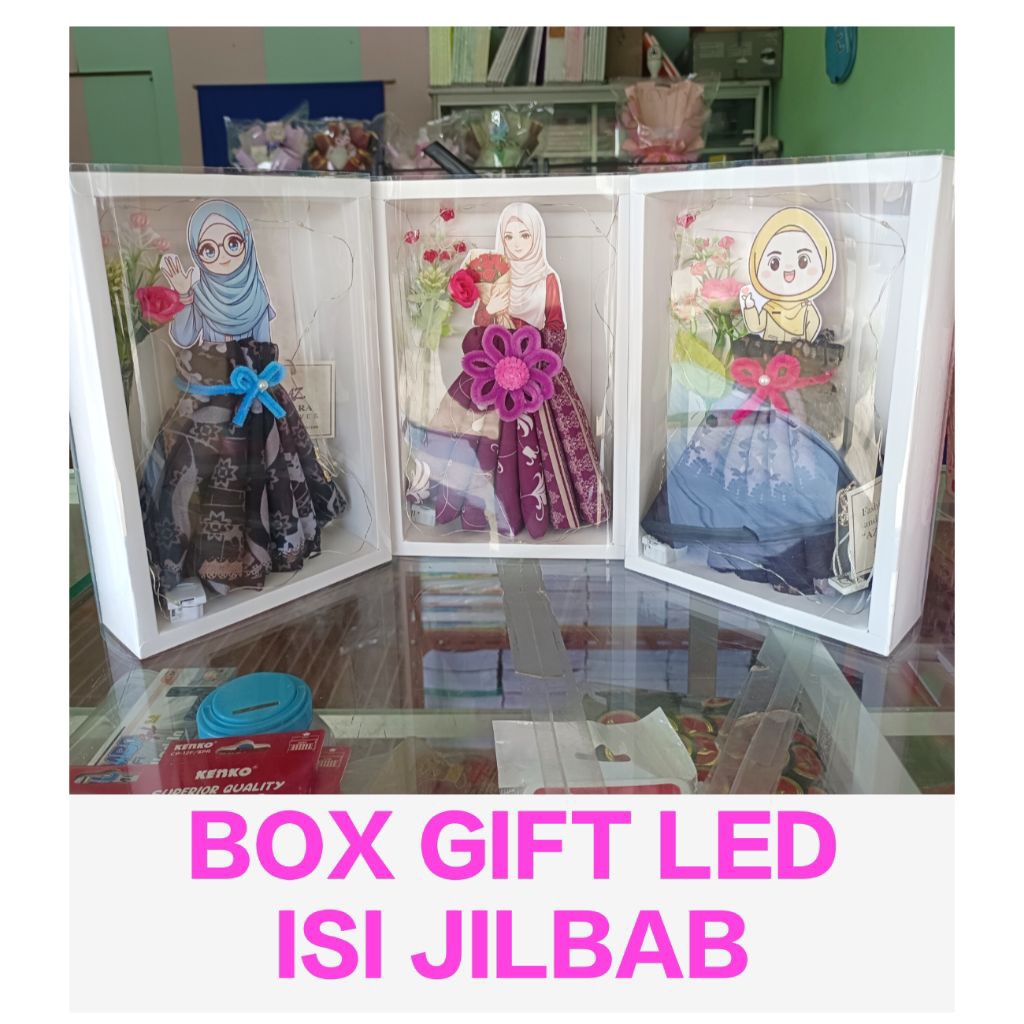 KADO HARI GURU UNIK MURAH ISI JILBAB SEGIEMPAT AZARA | HAMPERS HARI GURU | WISUDA | GRADUATION