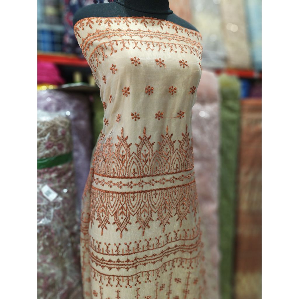 TILE ORGANZA MOTIF ETNIK