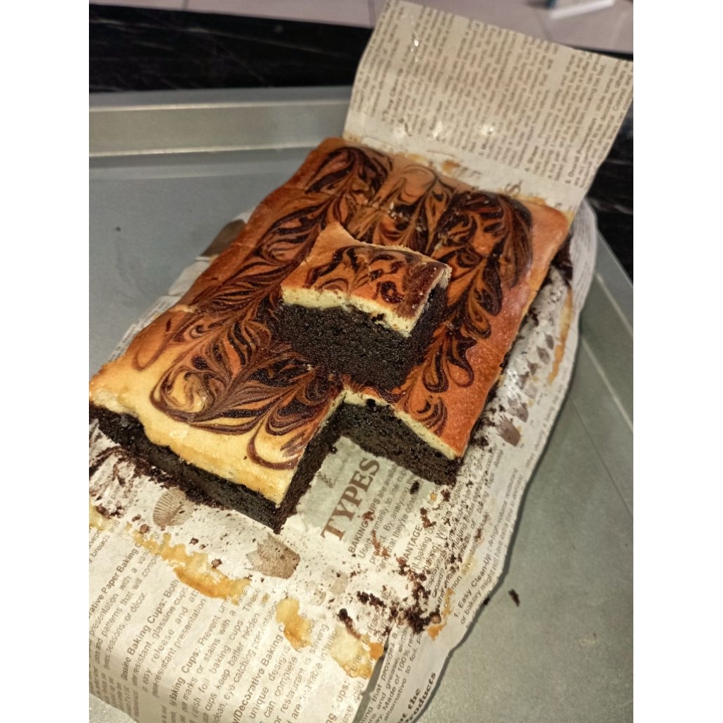[BACA DESKRIPSI] Fudgy Brownies Cheese Layer | Brownies Panggang | ukuran 15x10 & 20x20