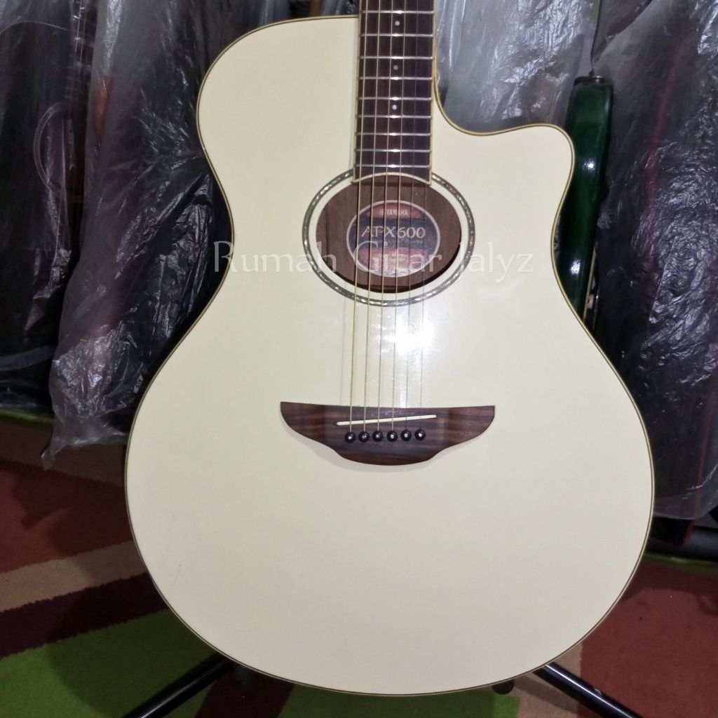 Yamaha apx600 original second