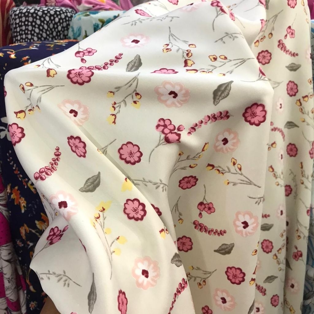 kain satin motif ~ kain satin silk motif bunga ~ kain satin premium motif bunga aj