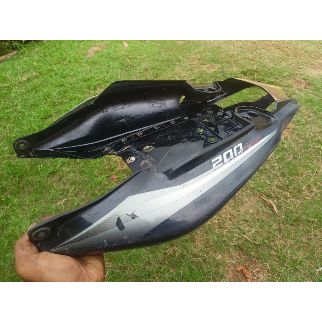 Body BAJAJ NS200 BODY BELAKANG BAJAJ PULSAR NS200