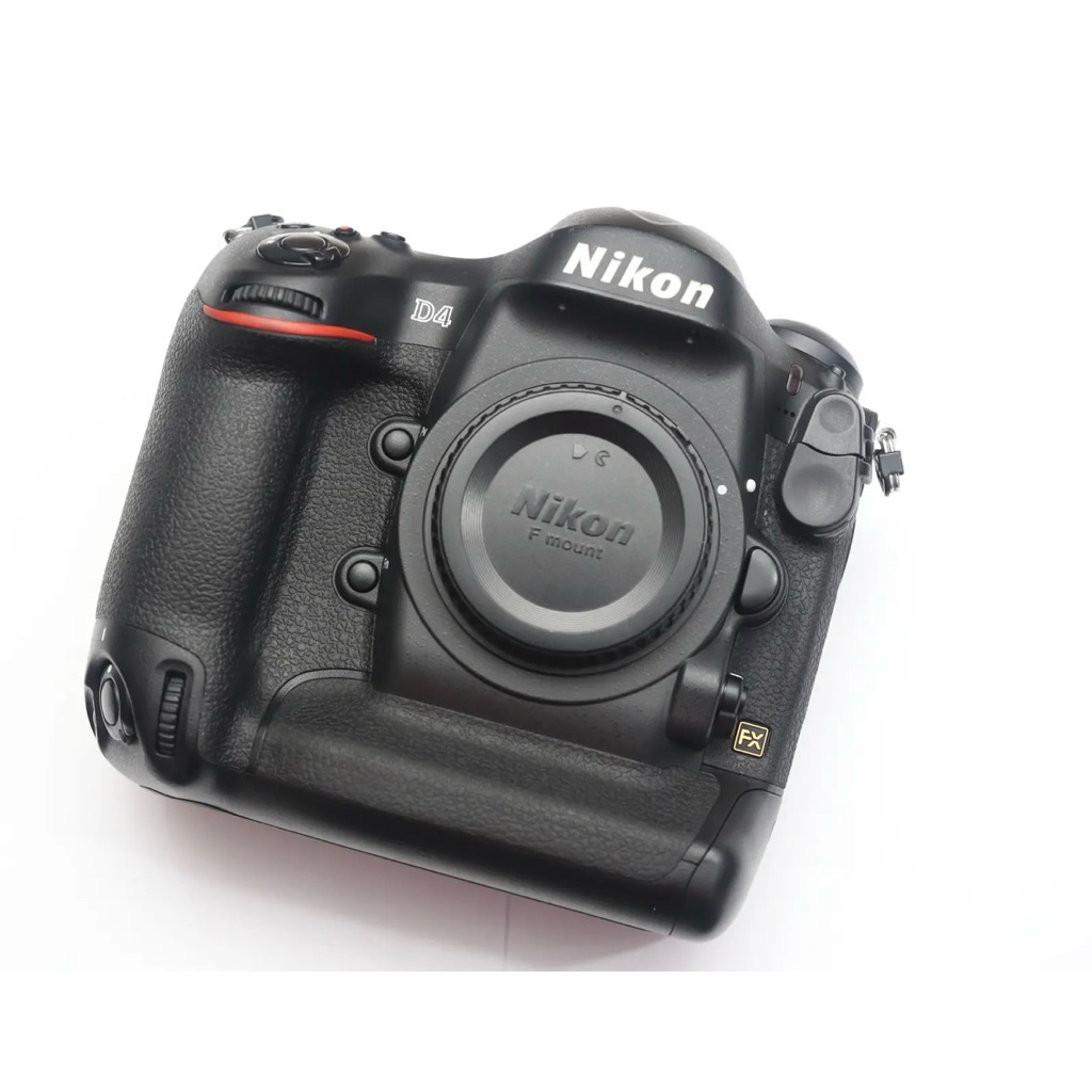 NIKON D4 Body Only . Mulus Murah Not D3s D4s Df D780