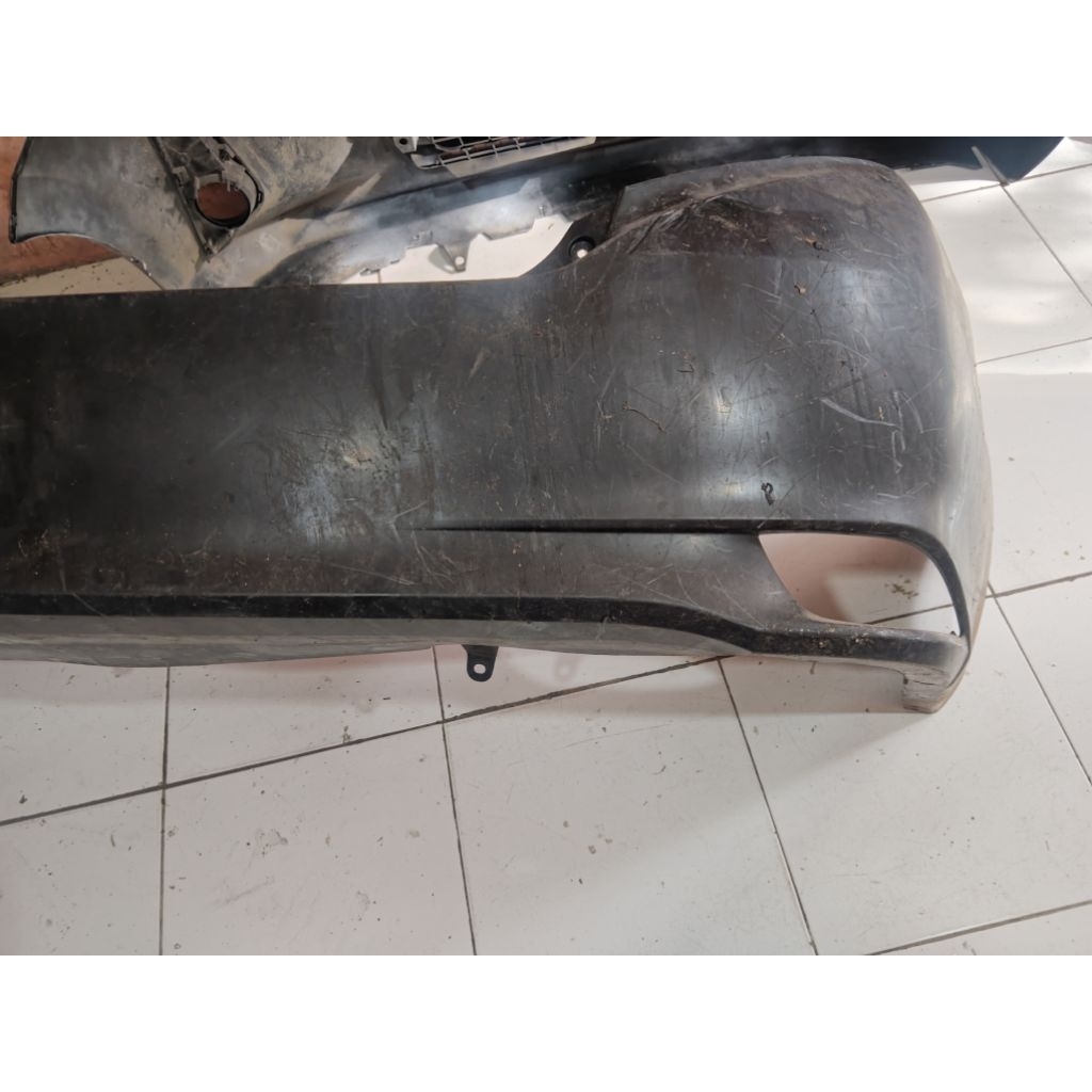 bemper belakang vios limo  gen 3. 2013-2017