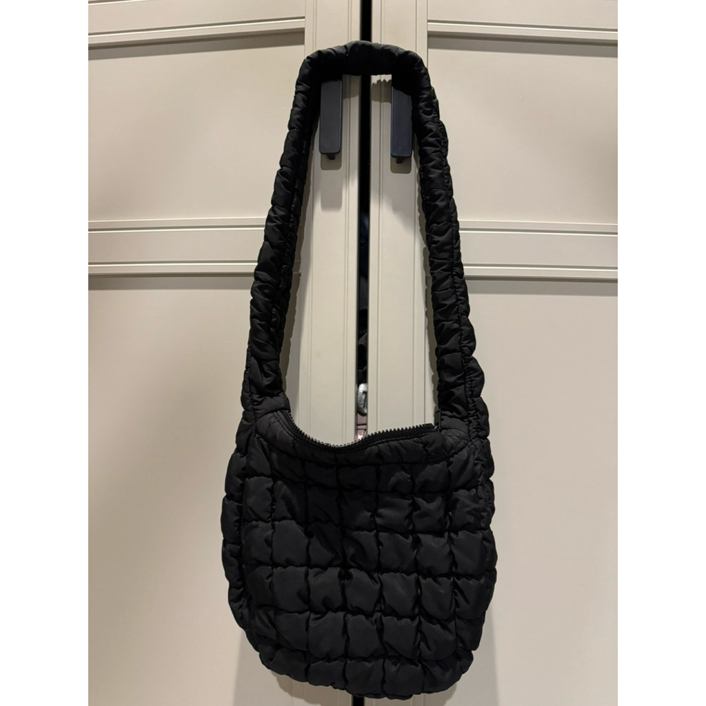 [Preloved/preowned/second] COS Quilted Messenger Bag