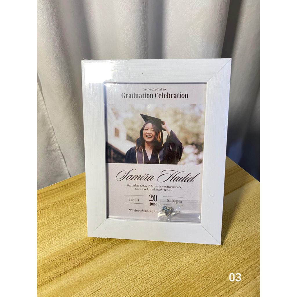 Bingkai foto aestetic / hadiah ultah / hadiah wisuda