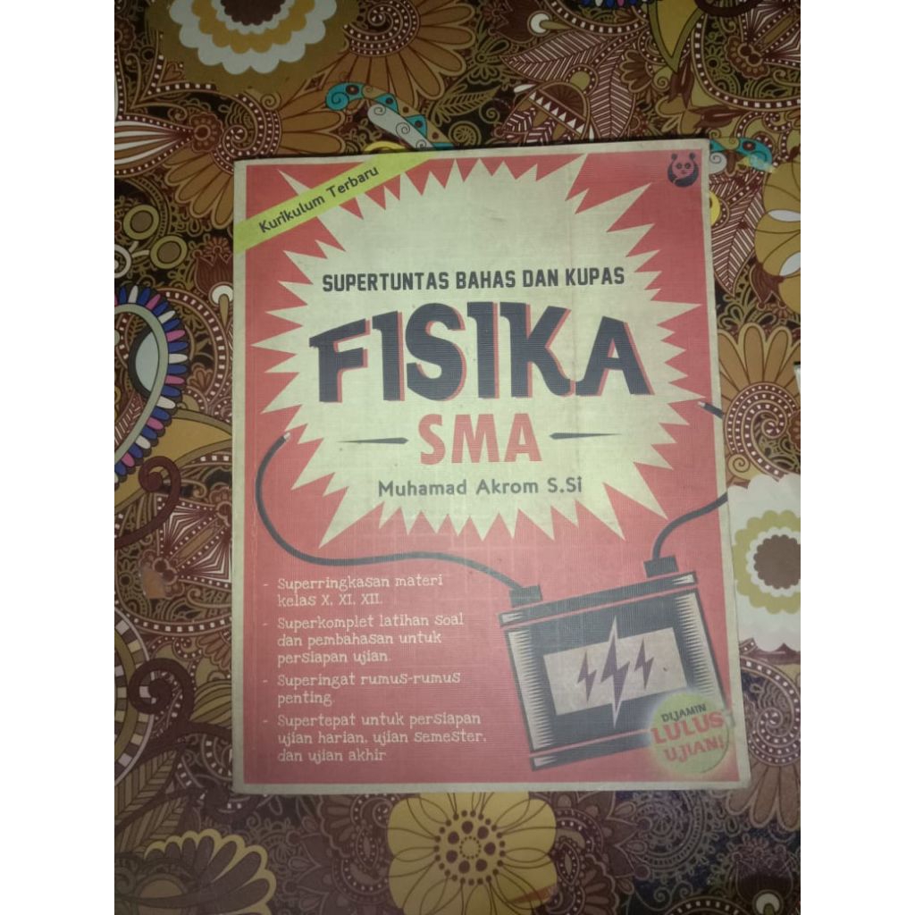 BUKU SUPER TUNTAS BAHAS DAN KUPAS FISIKA SMA