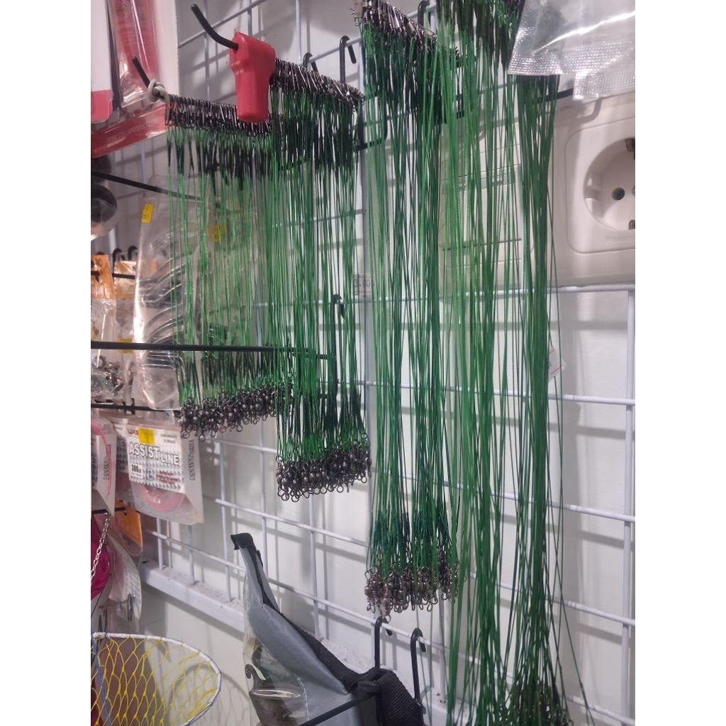 Tali seling, leader kawat