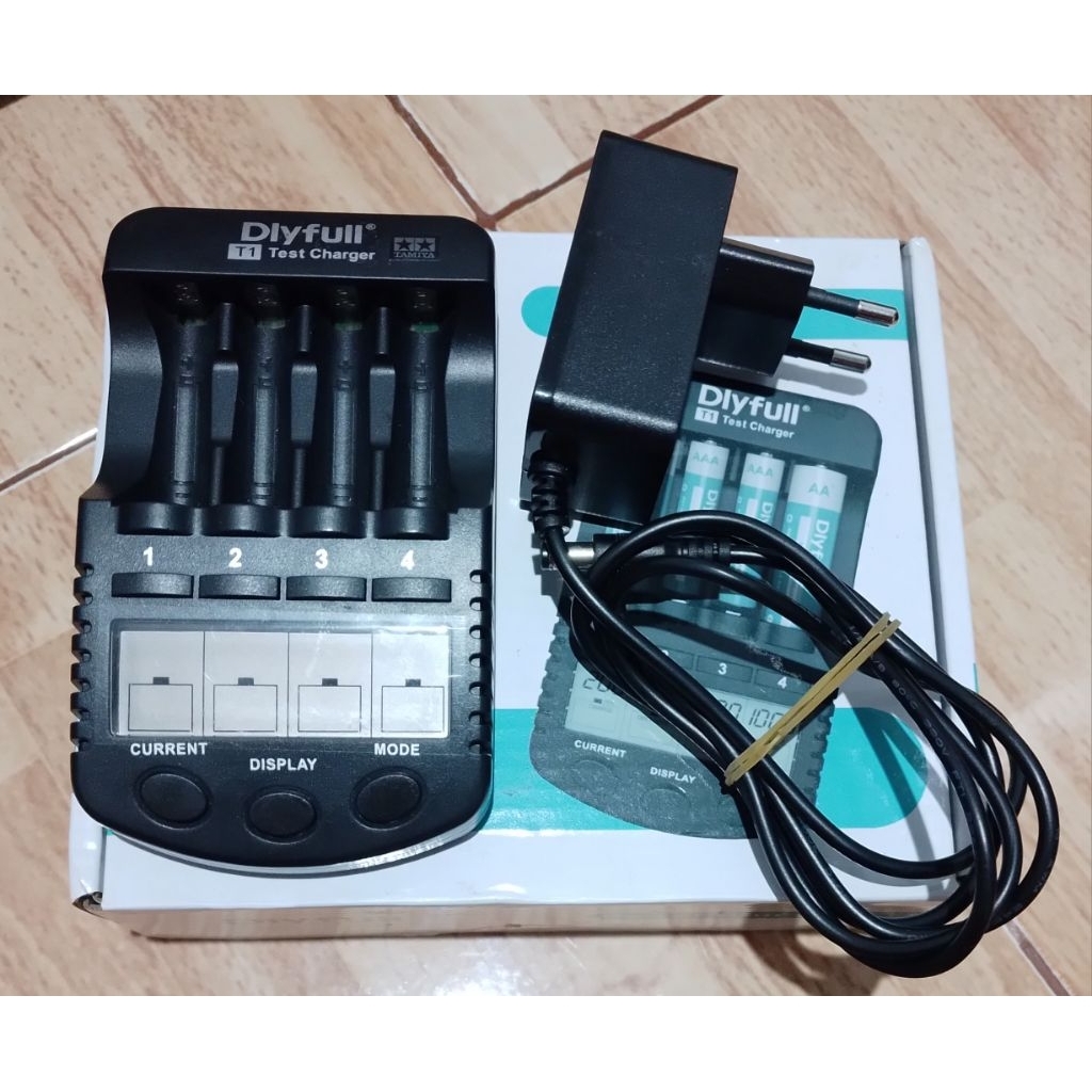 Charger Baterai Dlyfull T1