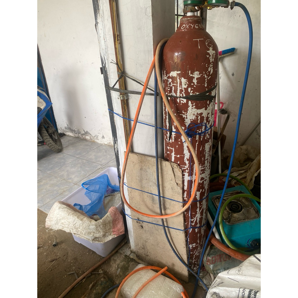 Tabung gas oksigen bekas pakai 6m3