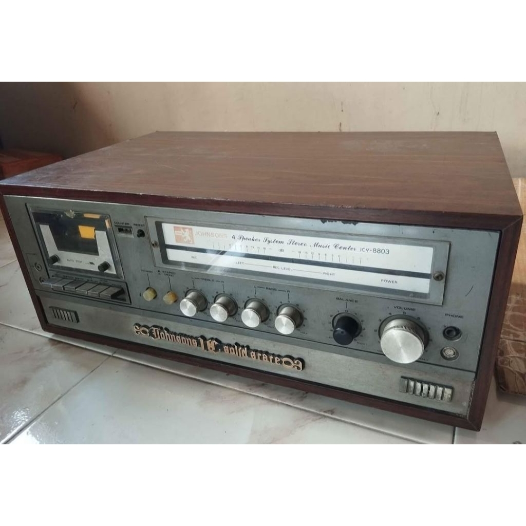 Amplifier Johnson jumbo kayu 2x15 Watt
