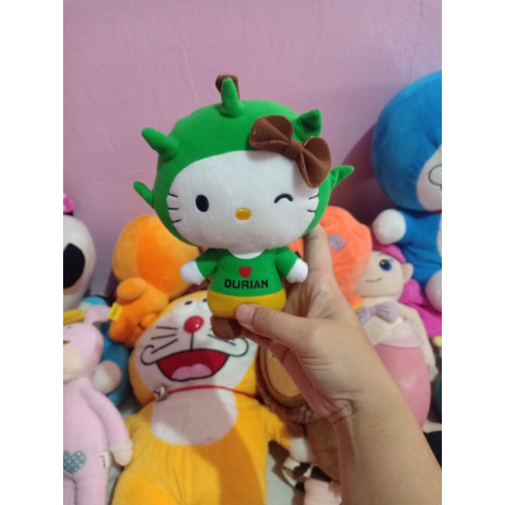 boneka hello Kitty