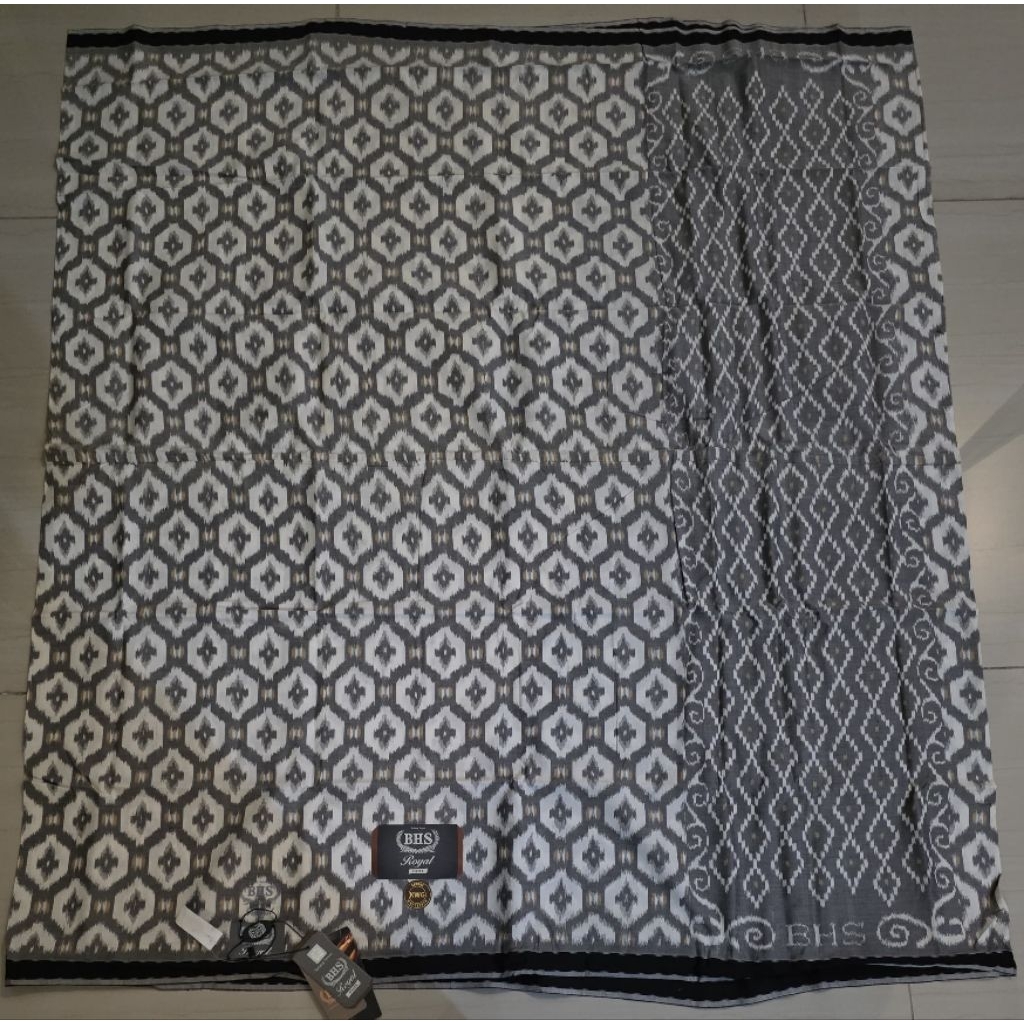 SARUNG BHS ROYAL KWG MS SILVER ORI