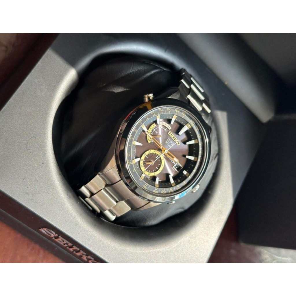 Seiko Astron GPS Solar SAST005 SAST005G Made in Japan