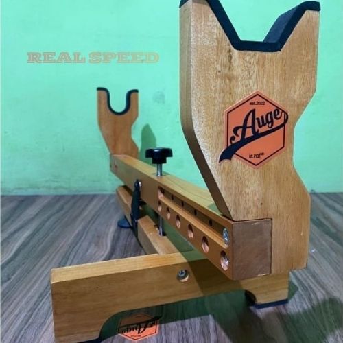 Stand Display AUGE Adjustable Untuk Berbagai Ukuran  Stand Display For Zeroing/Shooting Rest