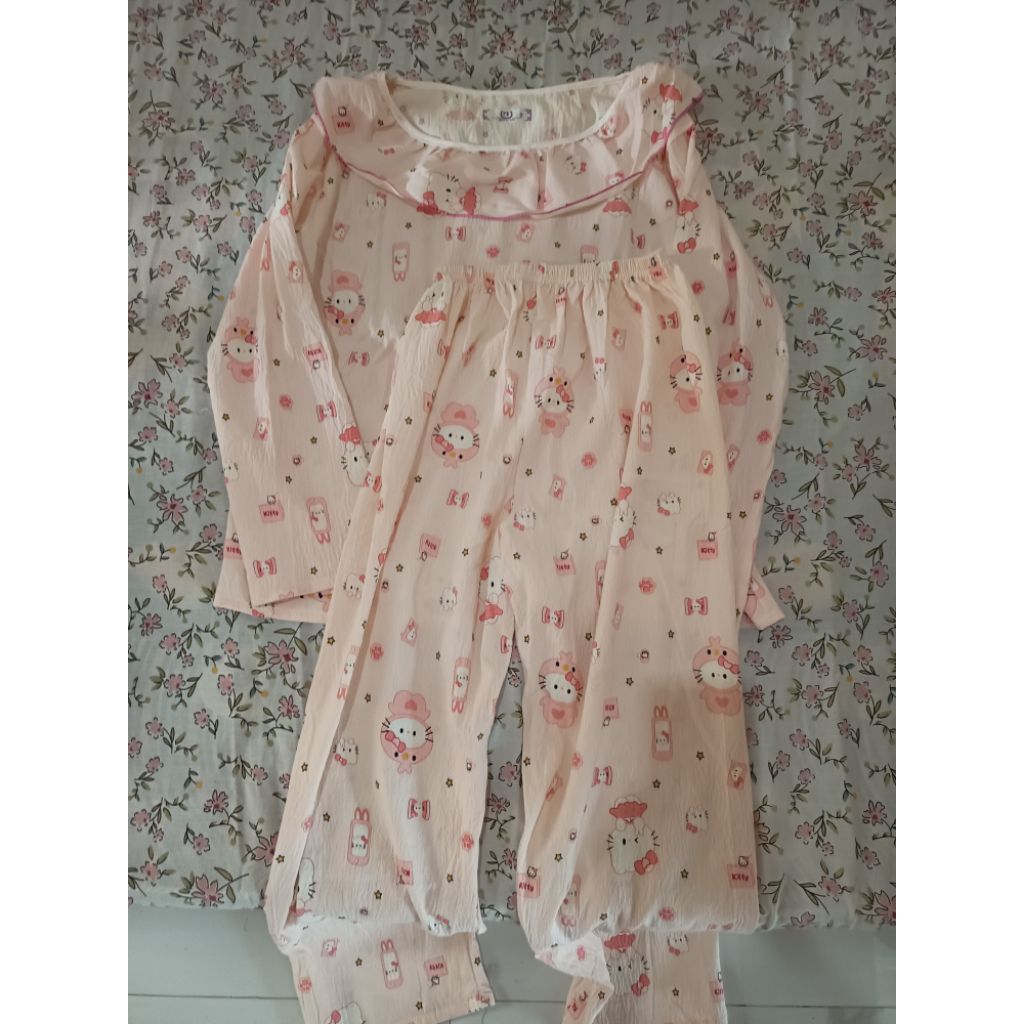 PRELOVED PIYAMA WANITA