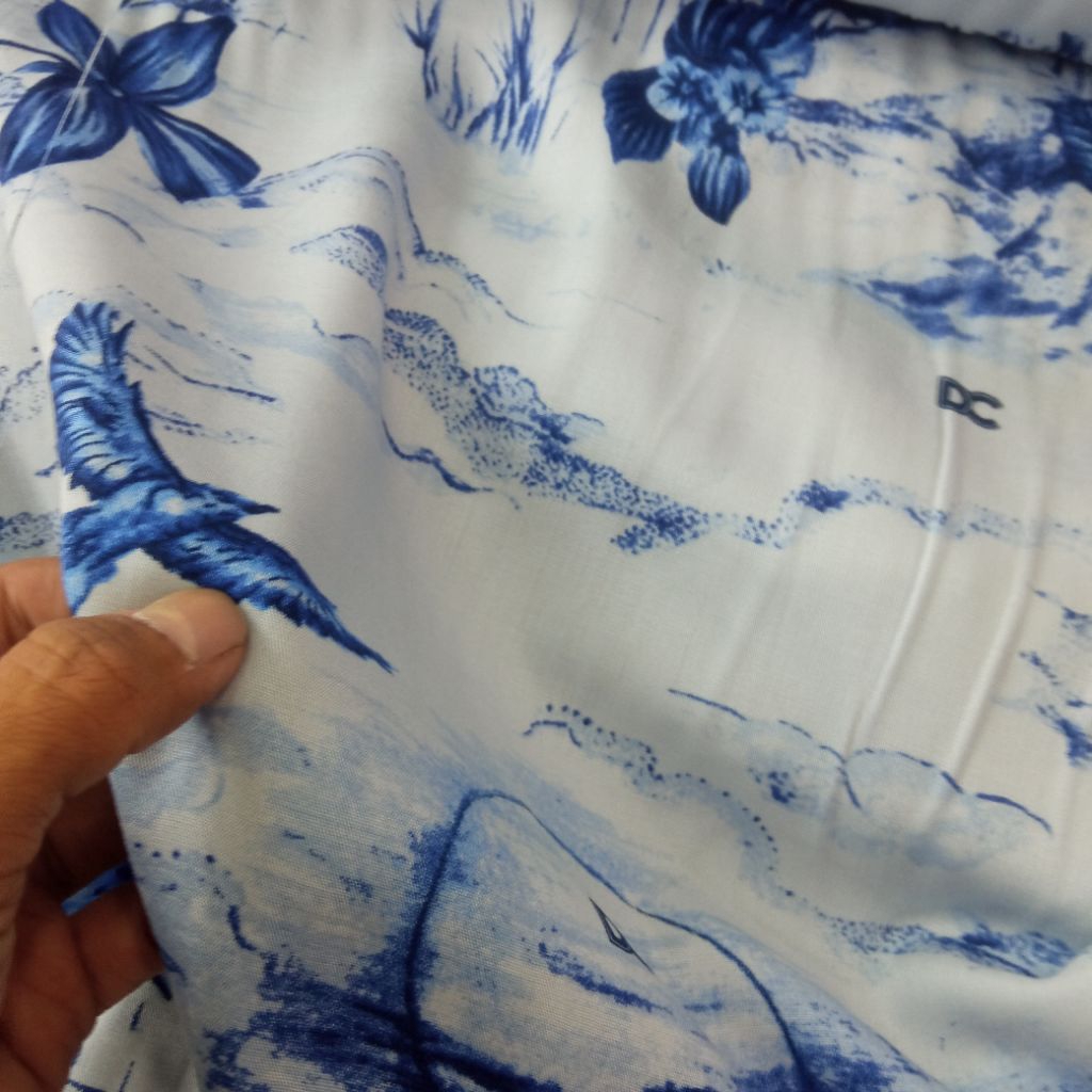 KAIN COTTON RAYON PREMIUM GARMENT JERAPAH BIRU