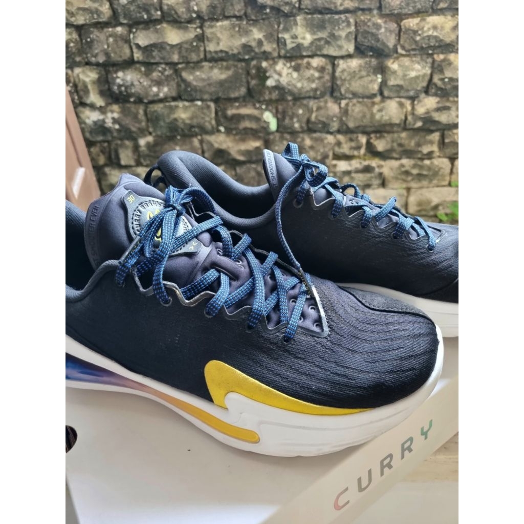 Sepatu Basket Second Under Armour Curry 12 Dub Nation size 45