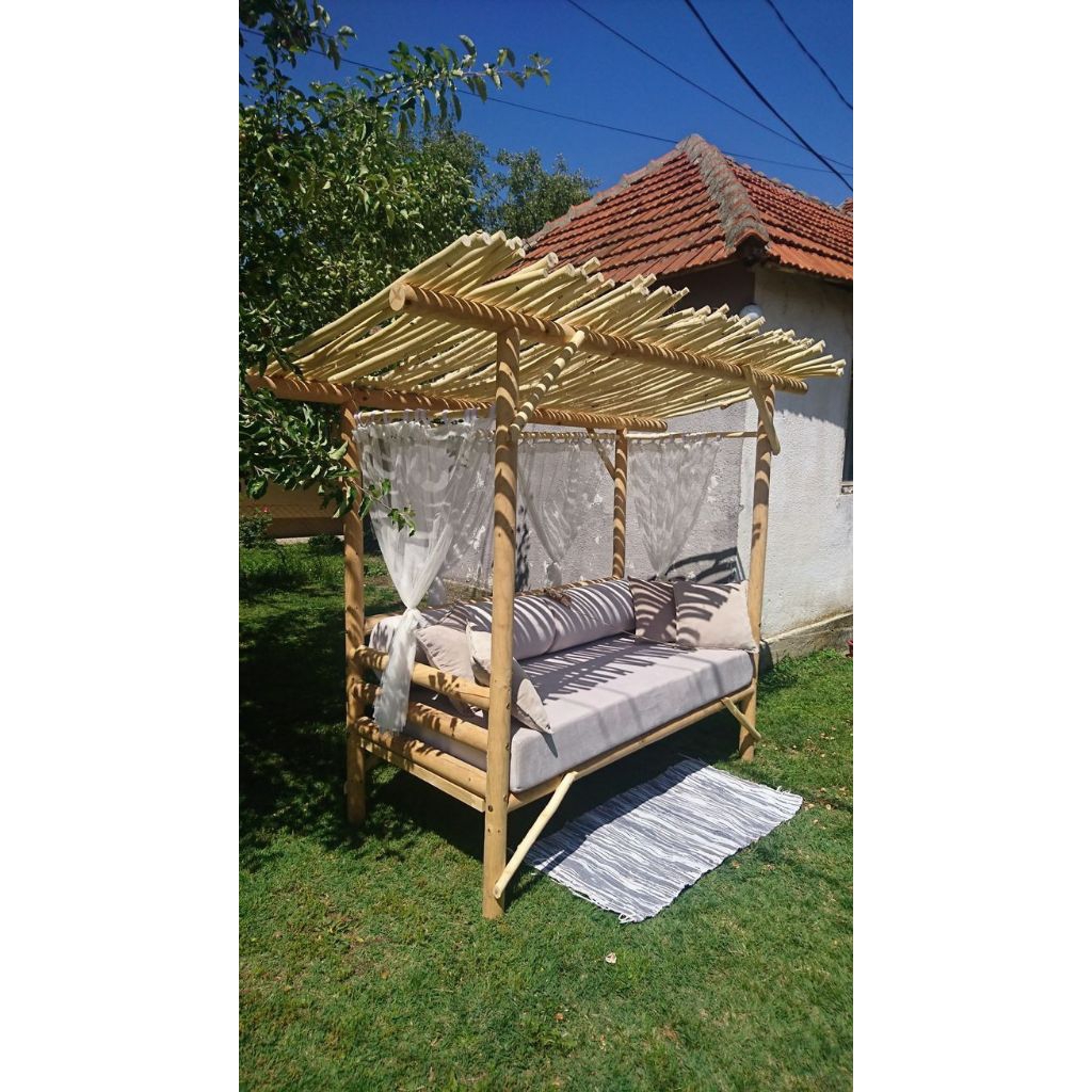 gazebo ruang outdoor/Gasebo kayu jati utuh/Gasebo jok busa/Gasebo kolam renang