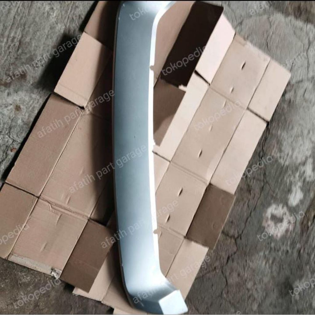 Garnis bawah bemper depan all new pajero sport