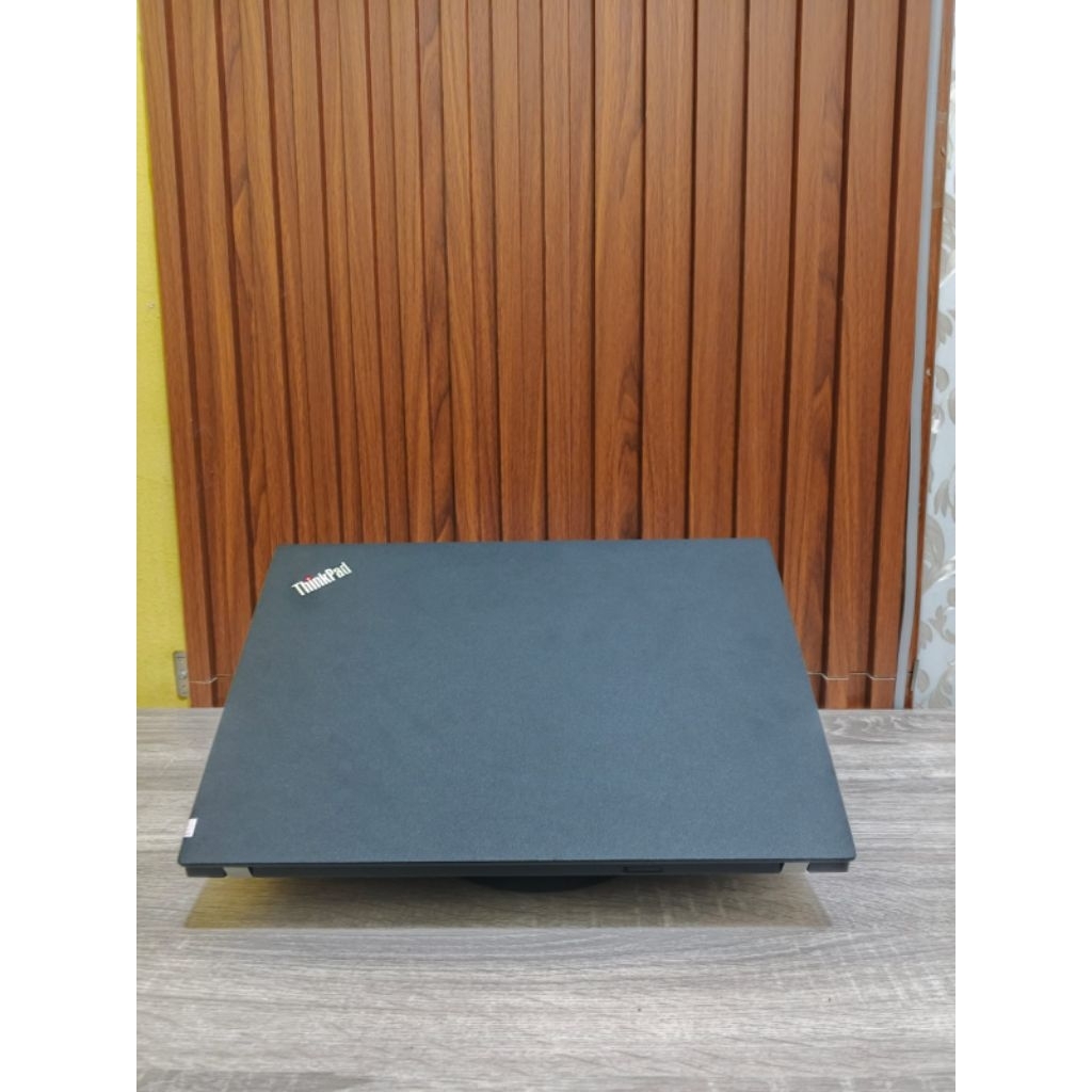 Laptop Lenovo Thinkpad T490s Core i7 Gen 8 Touchscreen