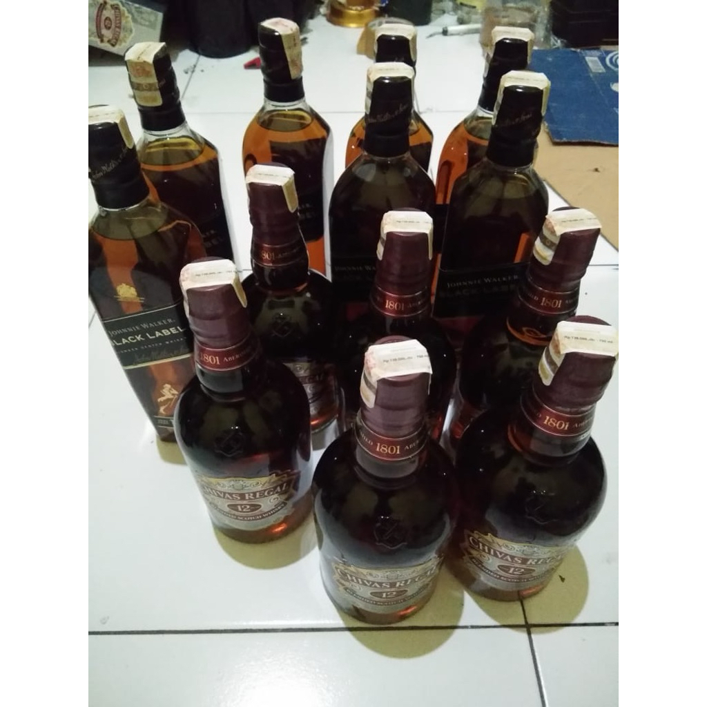 botol kosong civas pajangan