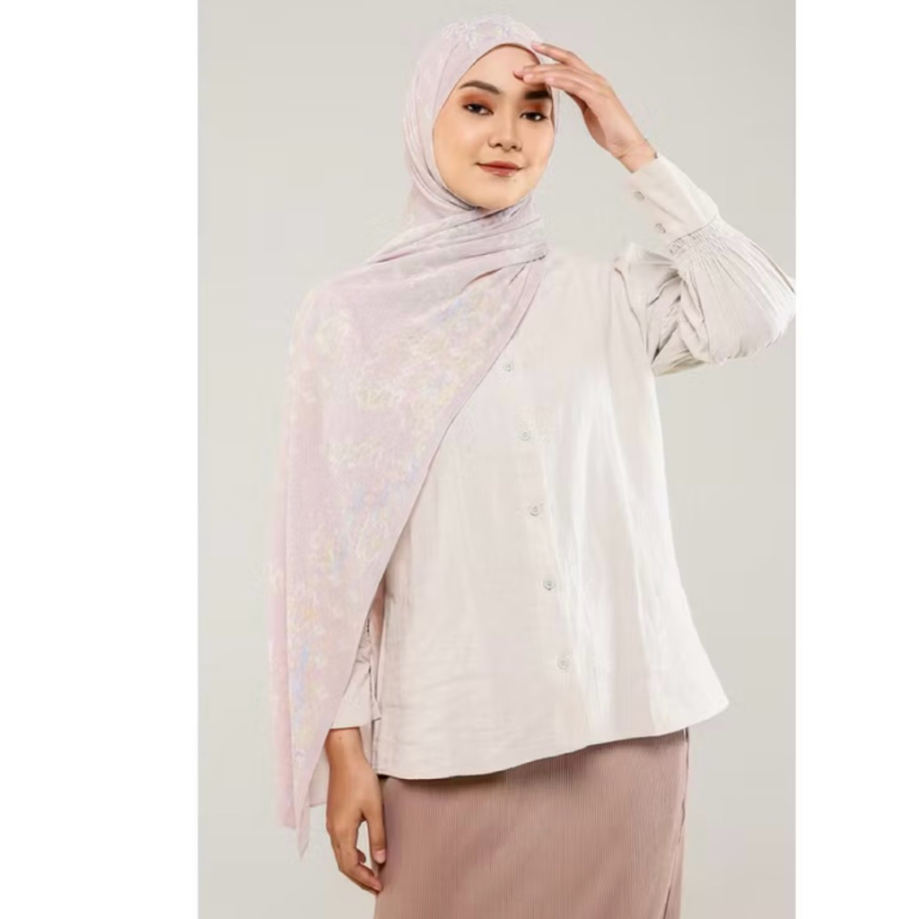 Buttonscarves the granada pleted shawl pink mist