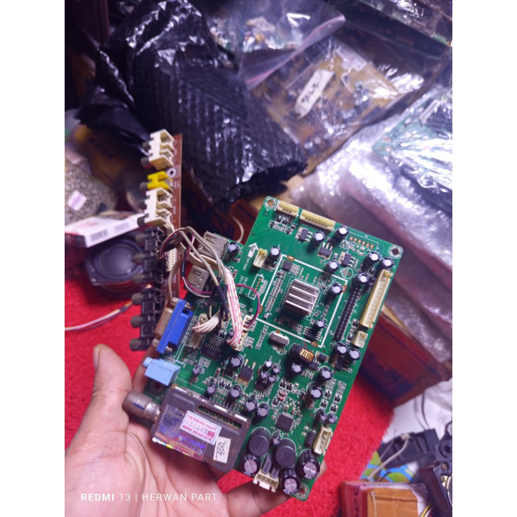 MAINBOARD MB TV LED POLYTRON PLD 24D300