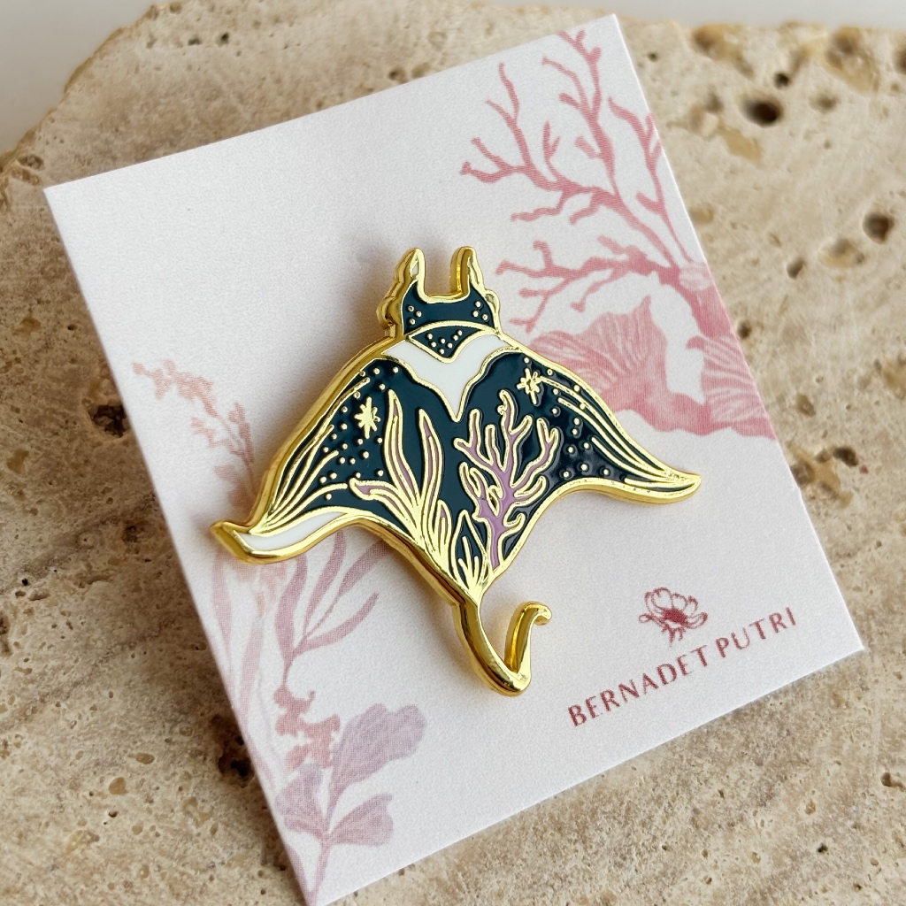 Manta Ray Enamel Pin