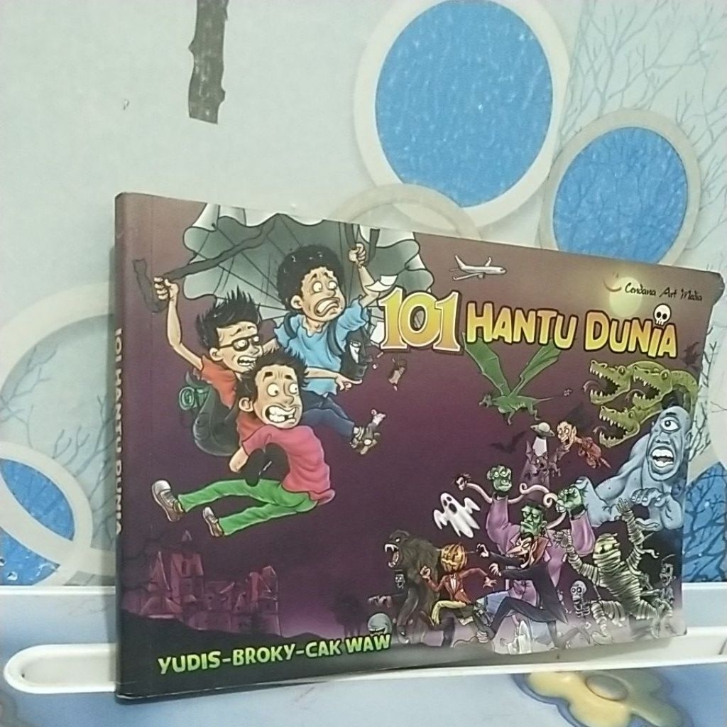 101 HANTU DUNIA