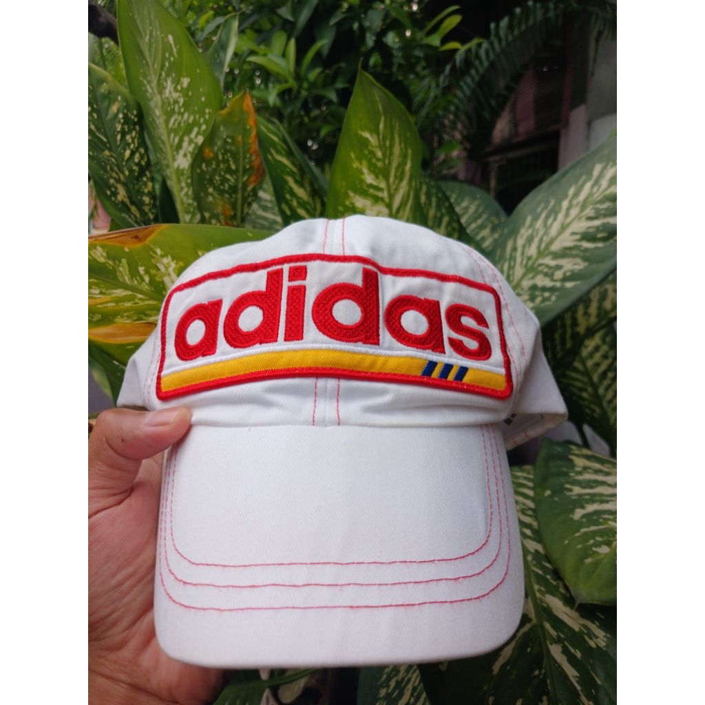 Topi Adidas Vintage
