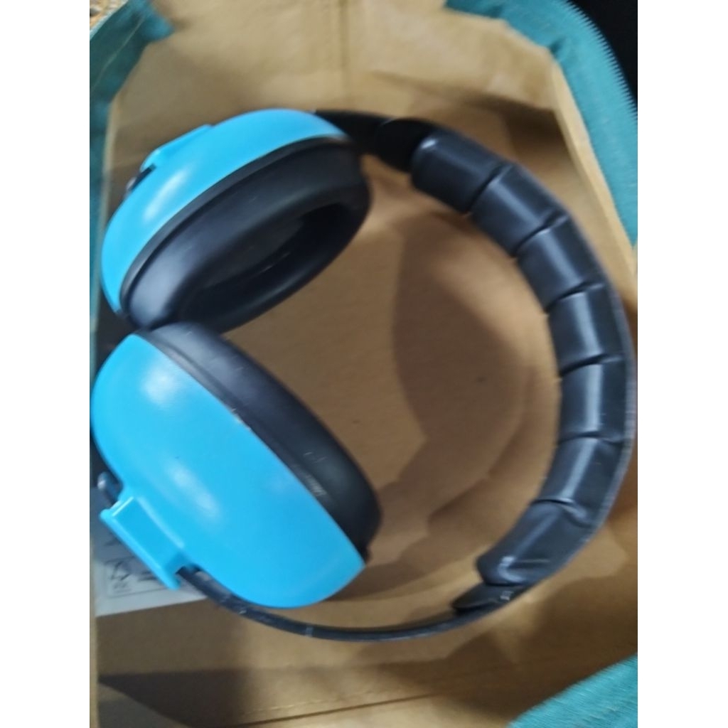 preloved earmuff scoora bayi