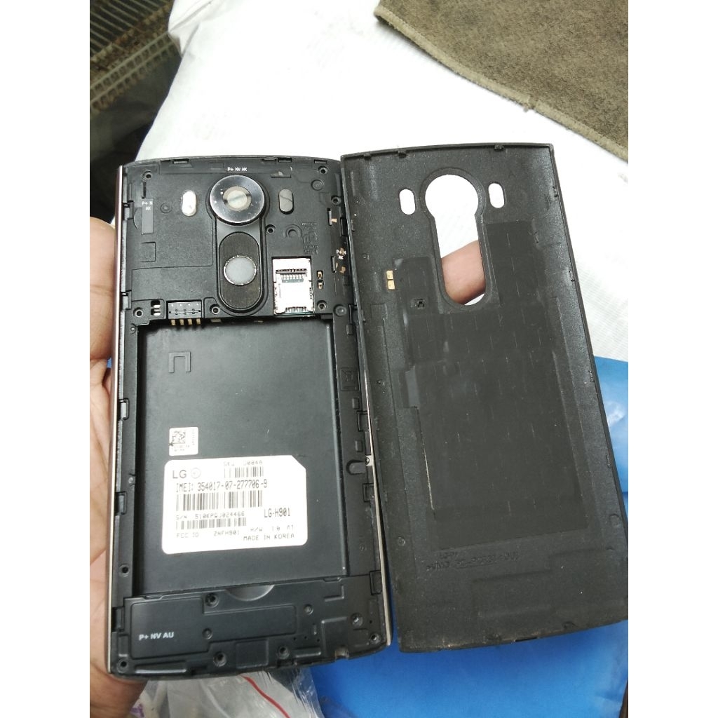 LG V10 matot kaca ada retak