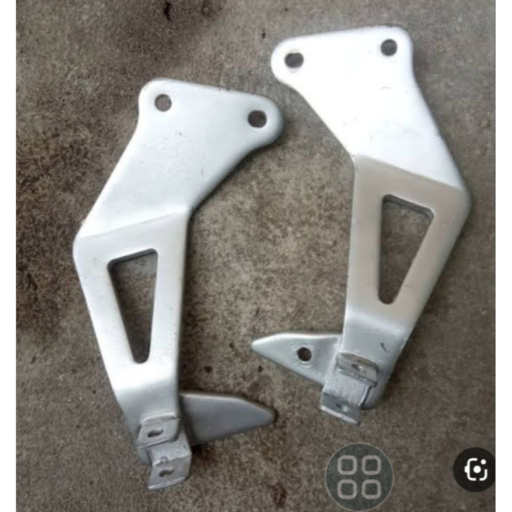 footstep postep besi belakang Jupiter z lama original