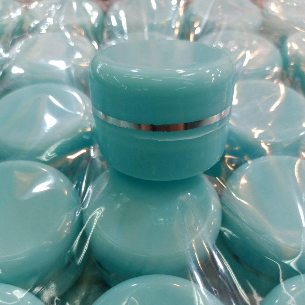 Wadah/Pot kosmetik warna Hijau tosca
