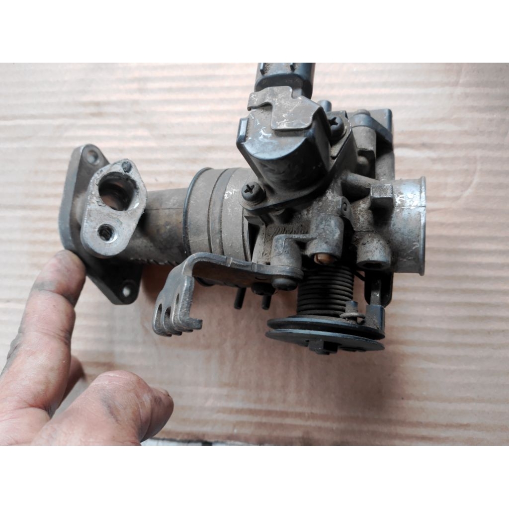 trotol bodi TB tanpa injektor Yamaha viksen new PNP R15 v2 original copotan