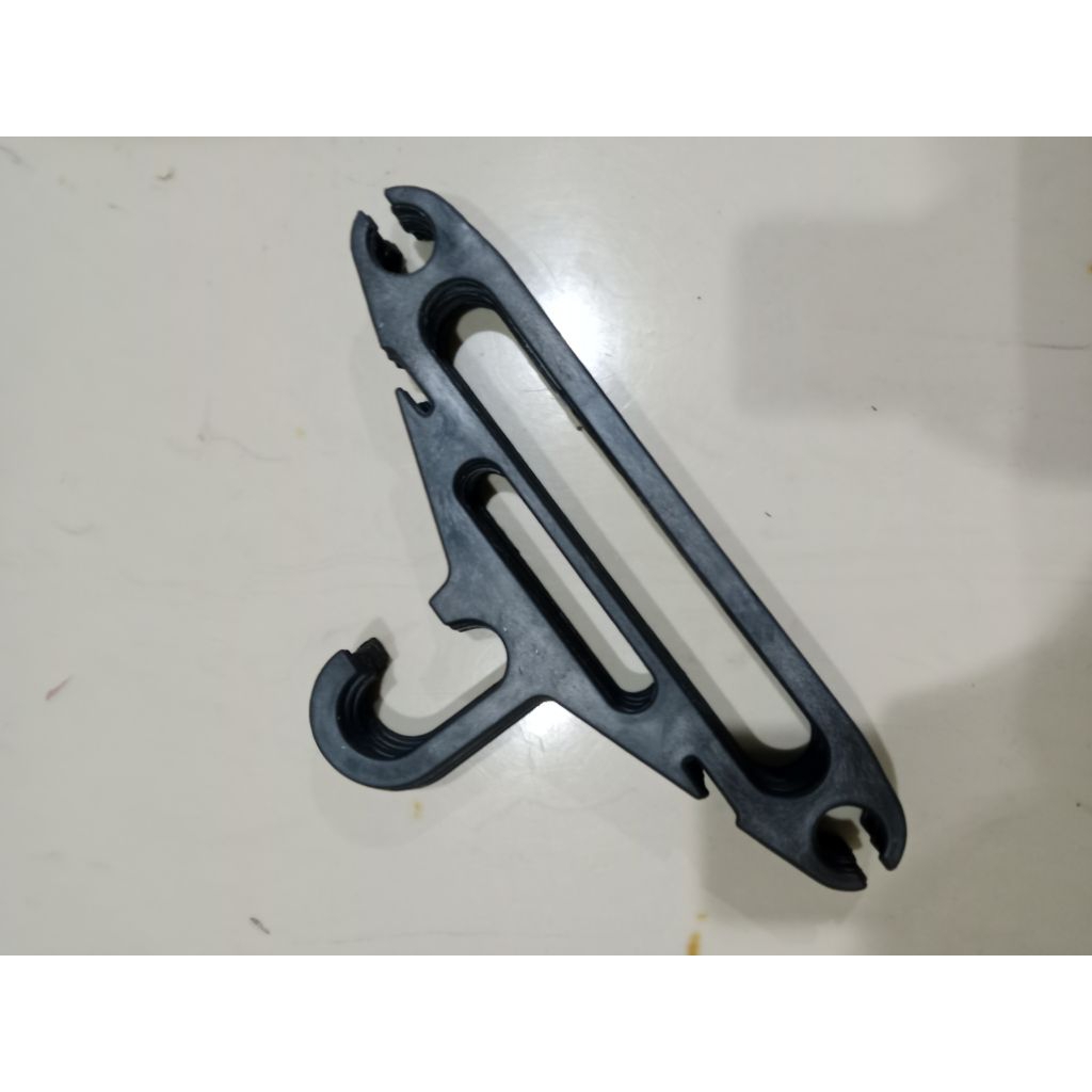 preloved gantungan baju plastik 12pcs