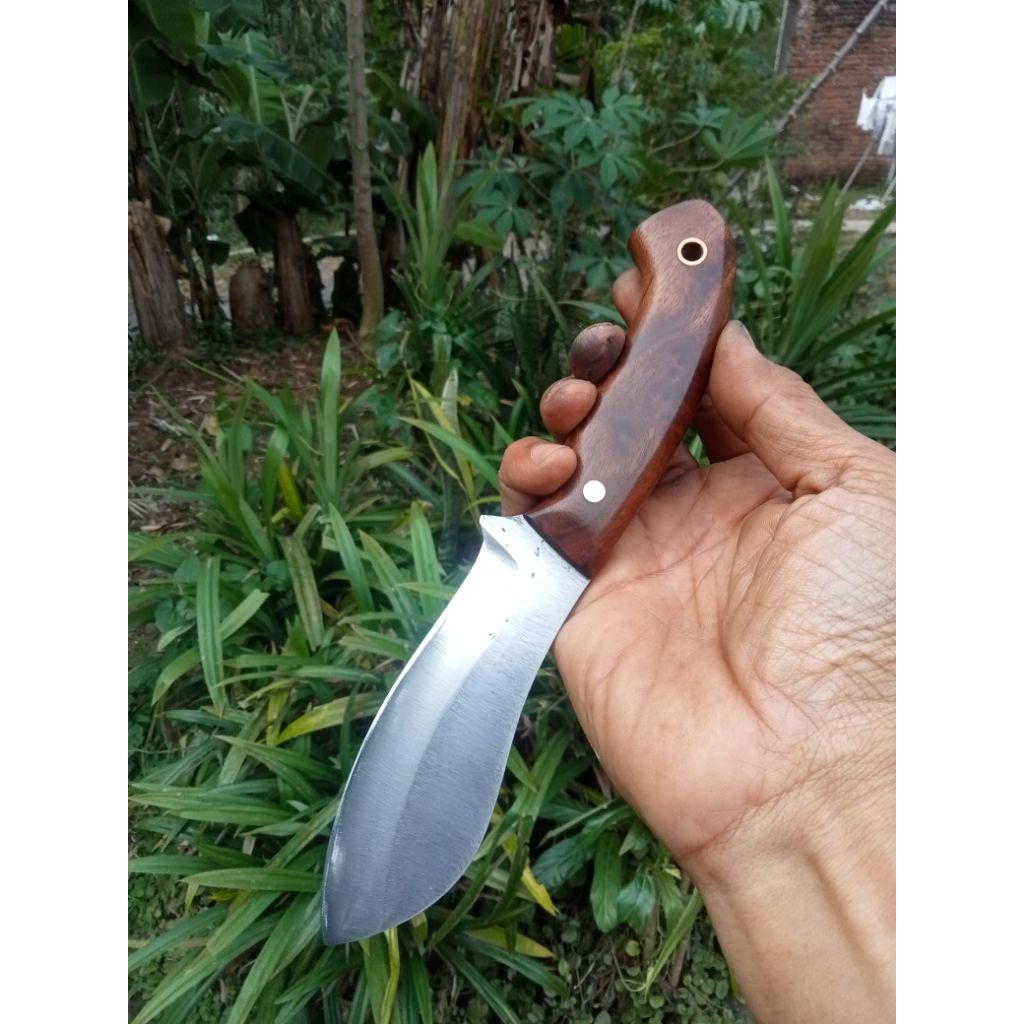 Nesmuk knife