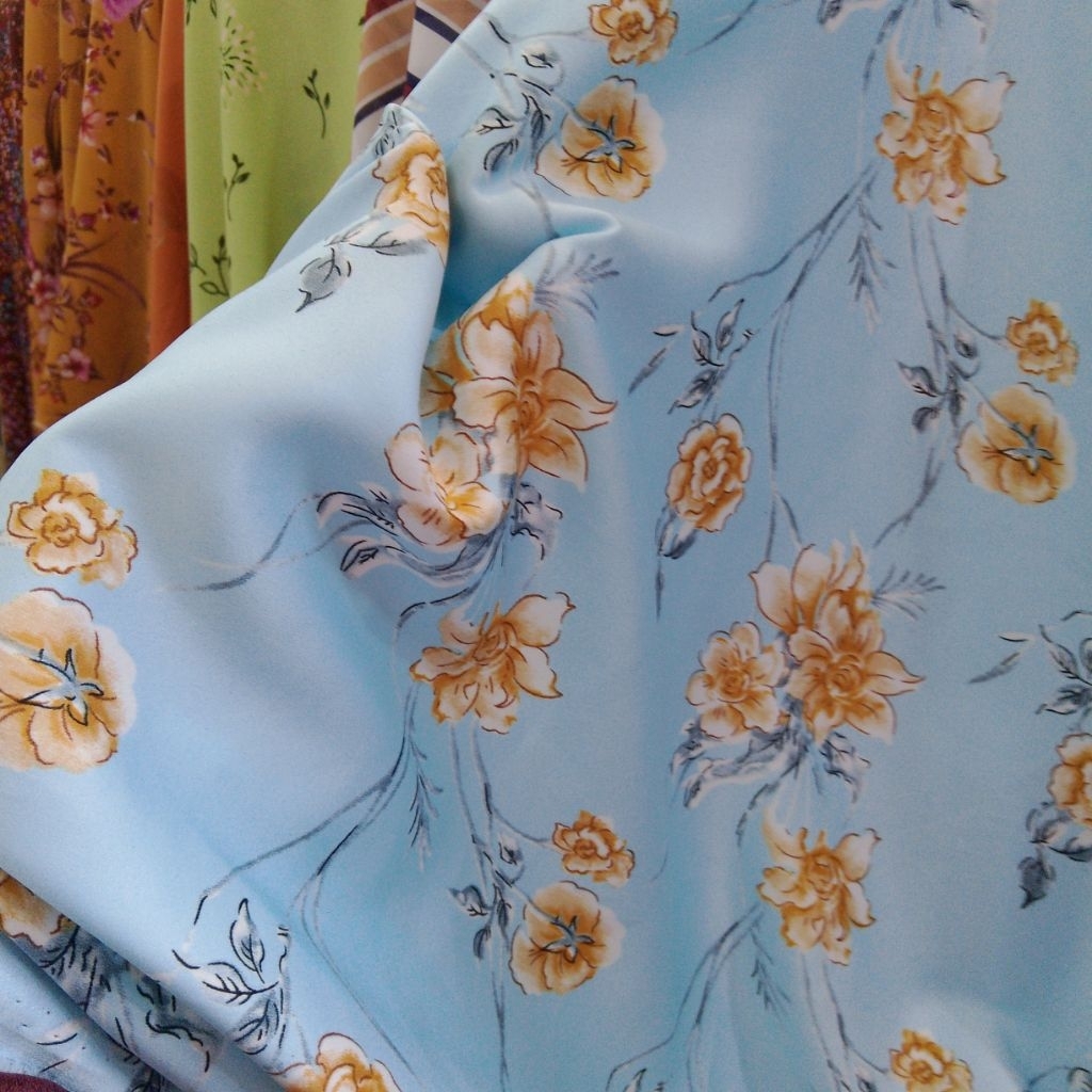 Bahan Kain Satin Velvet Motif Floral Import High Quality | Satin Meteran Corak Bunga Sakura untuk Dr