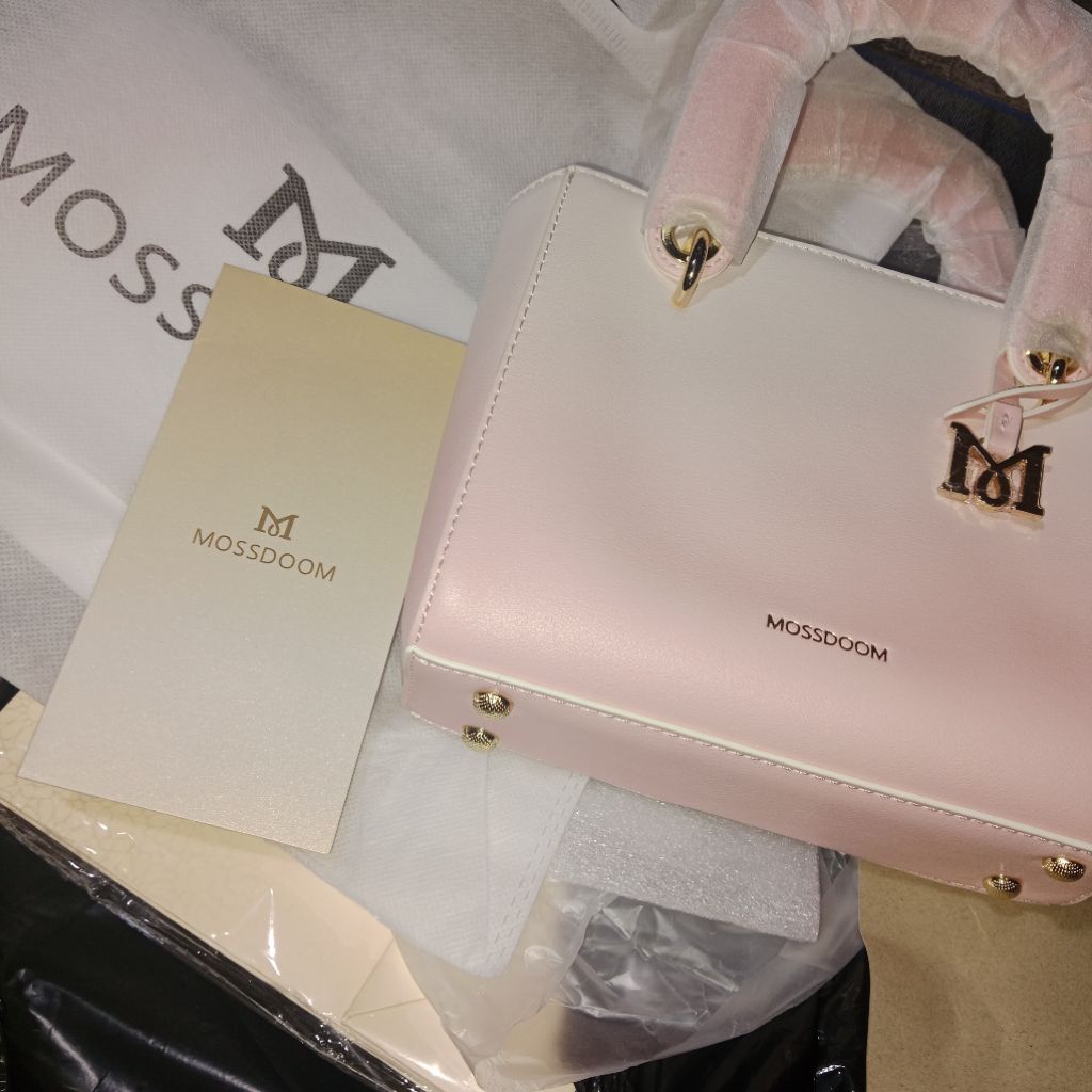 PrelovedtasoriMOSSDOM