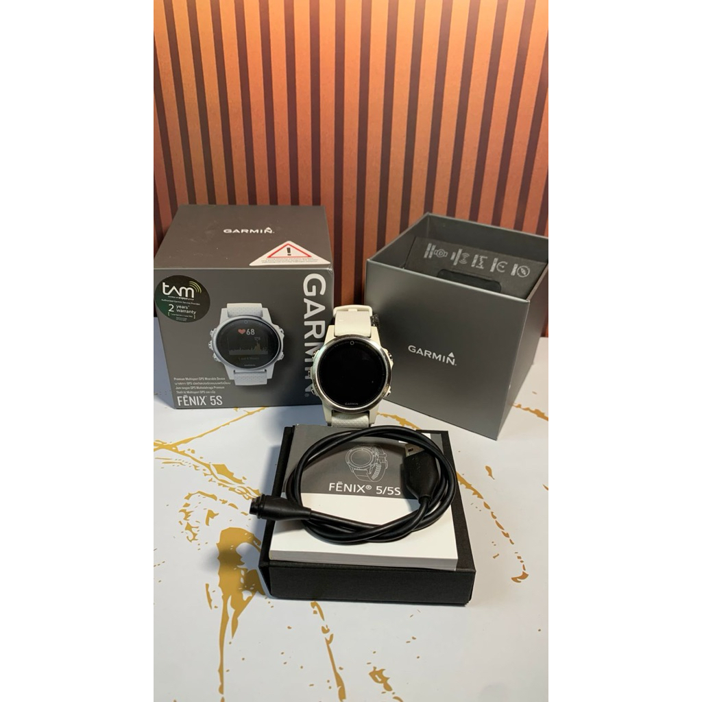 Garmin Smartwach Fenix 5S Putih