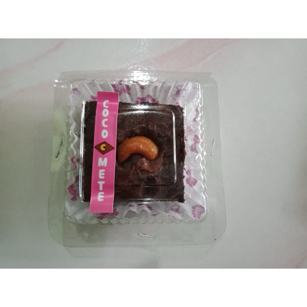 Brownies mete berhadiah voucher undian emas batangan
