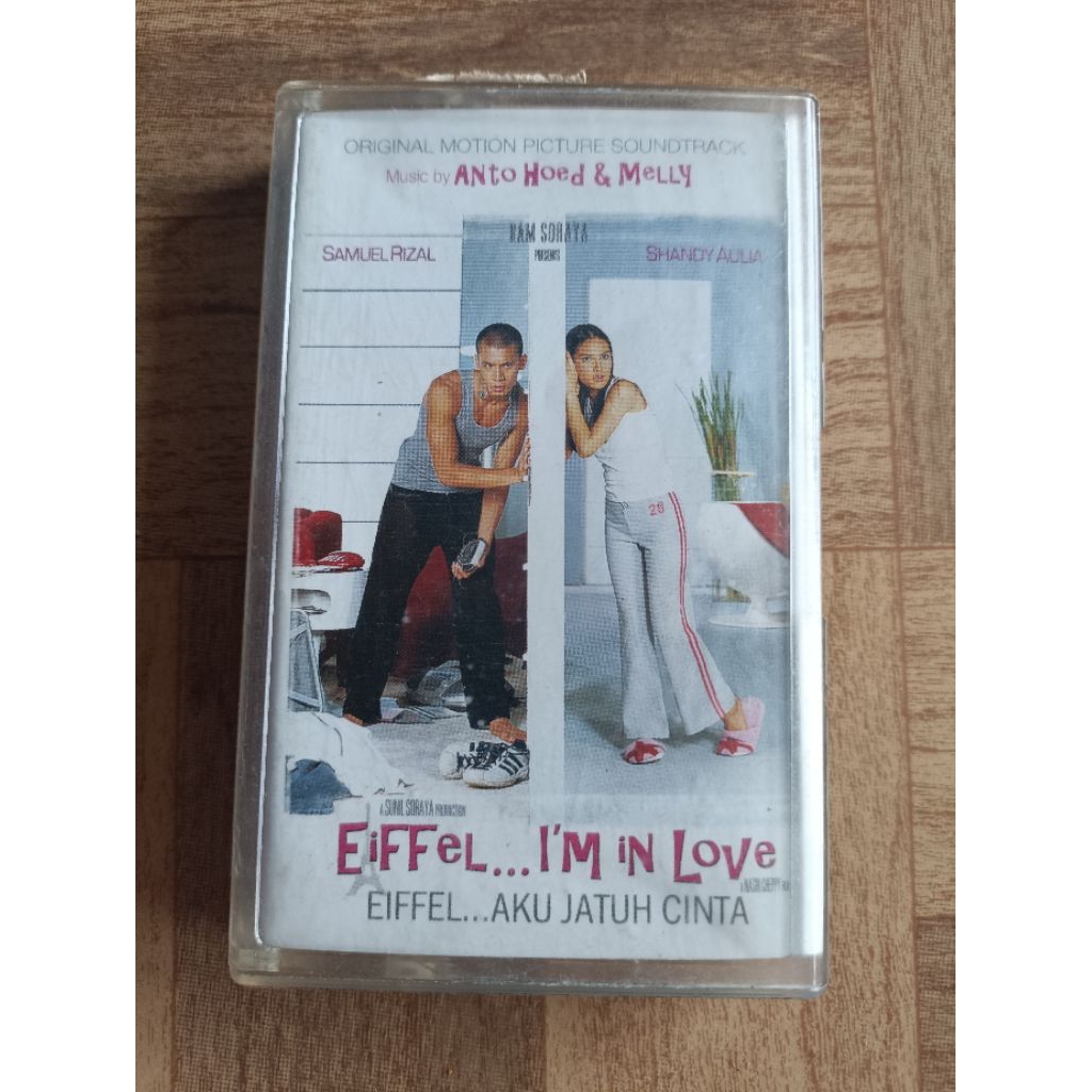kaset pita sountrack EIFFEL...I'M IN LOVE