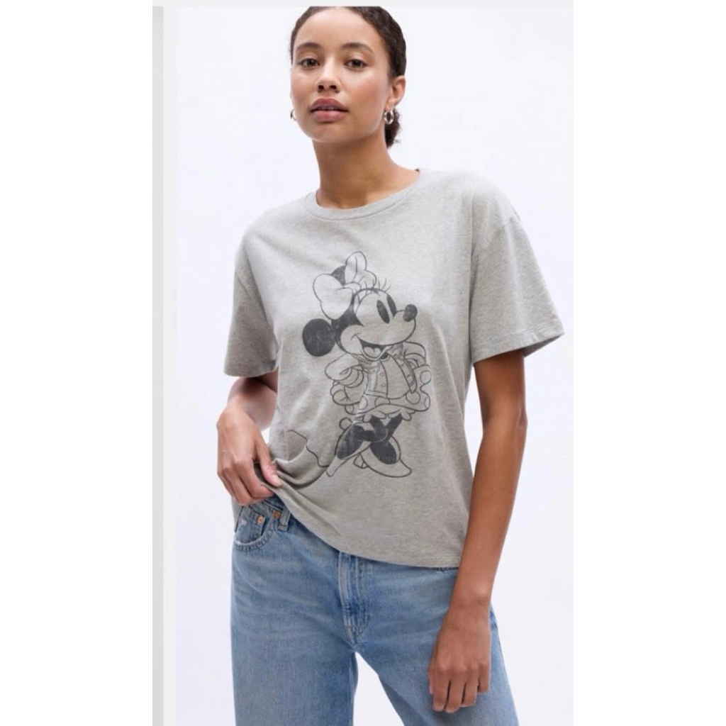 PRELOVED Uniqlo Tee x Disney Mickey Minnie Mouse Grey Short Sleeve T-Shirt Blouse Fashion Wanita