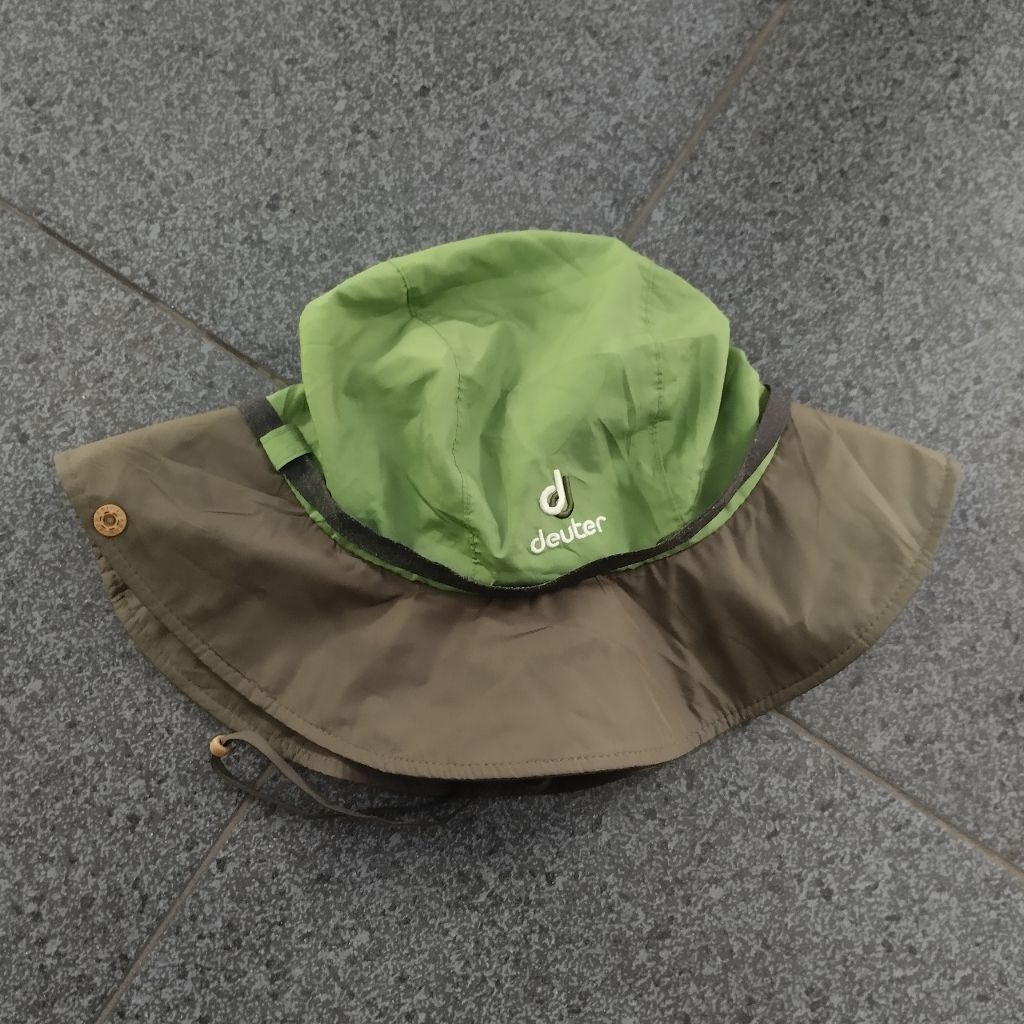Topi rimba bucket DEUTER ORIGINAL hijau