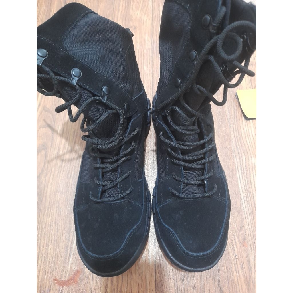 Sepatu cartenz